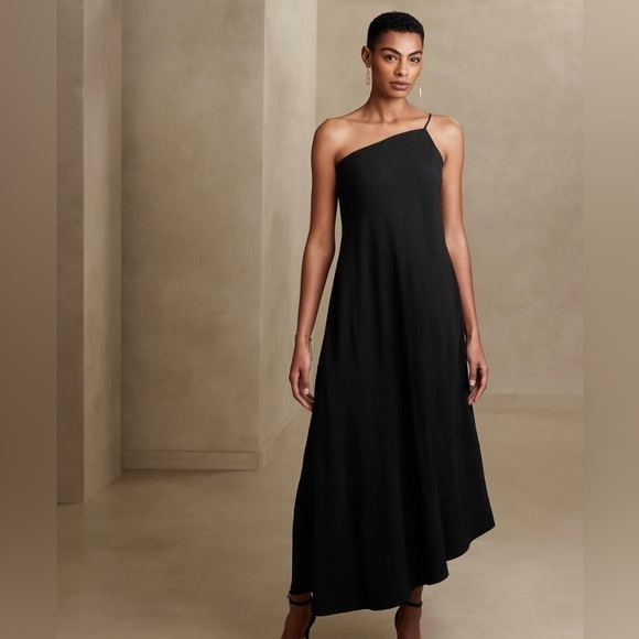 NWT! BANANA REPUBLIC BLACK ASYMMETRICAL FLOUNCE MAXI DRESS - MULTIPLE 🦋 - Picture 1 of 6